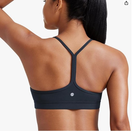 CRZ YOGA Butterluxe – Brasier deportivo con espalda en Y para mujer, diseño de tirantes delgados, con espalda cruzada y relleno, de bajo impacto, para entrenamiento o Pilates
